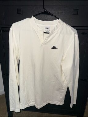 Nike Men’s Cream Long-Sleeve Henley with Black Swoosh